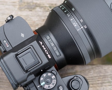 Sony FE 28-70mm F2 GM badge. Credit: Andy Westlake